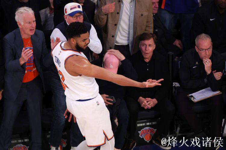 唐斯22+22助尼克斯击败魔术 步行者终结鹈鹕4连胜 唐斯22+22助尼克斯击败魔术 步行者终结鹈鹕4连胜